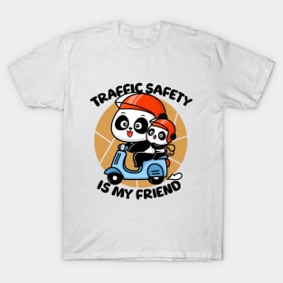 Cute panda wears helmet - Educational t-shirt for kids about traffic safety T-Shirt